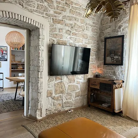 Apartment The By The Sea In Historic Old *